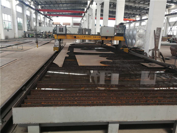 數控切割機 - 副本.jpg