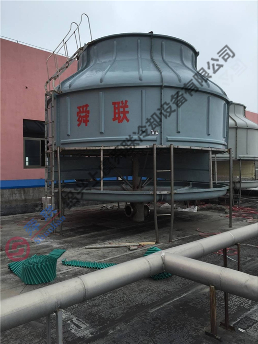 不銹鋼支架冷卻塔2 - 副本.jpg