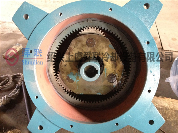 齒輪箱內部結構 - 副本.jpg